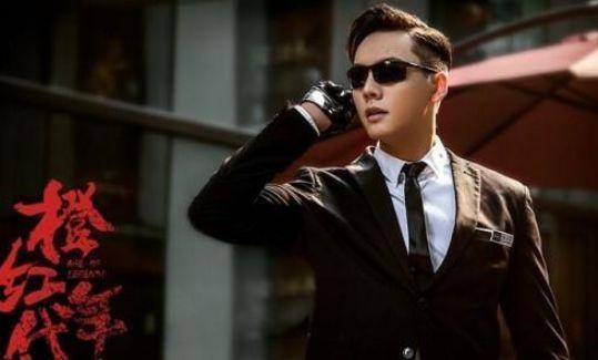 橙红年代温小雪背景,温小雪的逆袭之路