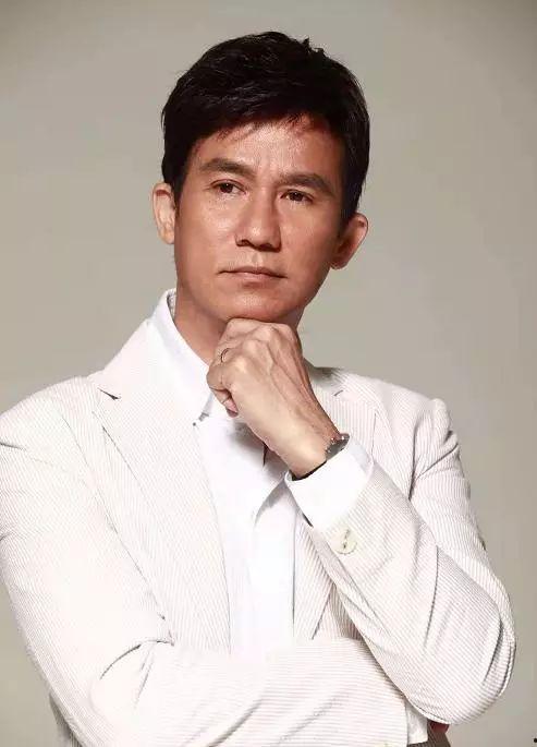 60岁 男明星,致敬60岁魅力男明星风采
