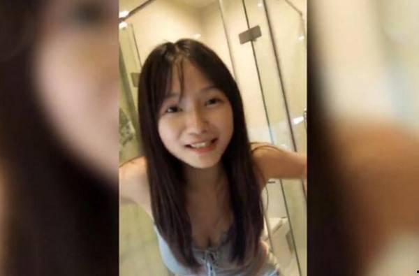 女主播洗澡 下载